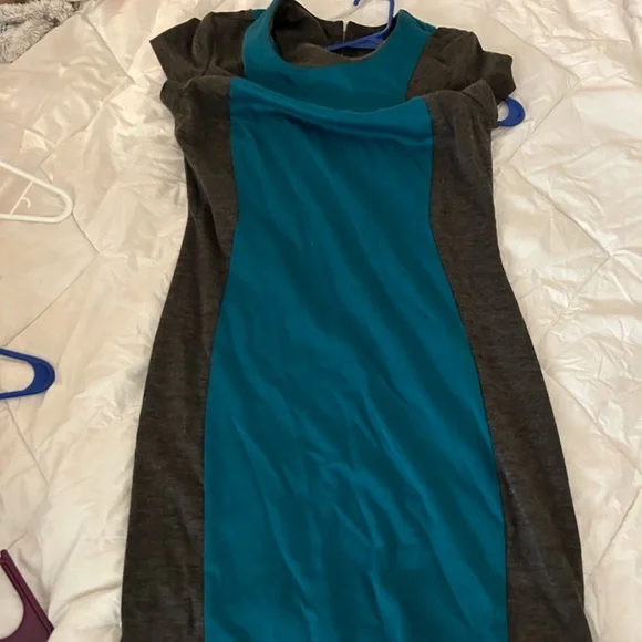 turquoise and grey dress Women's Laguna Bloom Turquoise Multi Floral Sleeveless Midi Dress | Size: L main image 1
